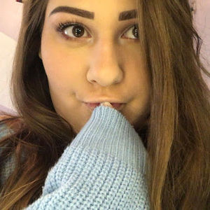 Meet your Posher, Bella